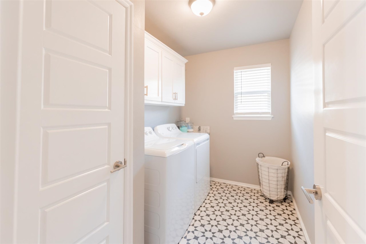6012 N Platinum Drive