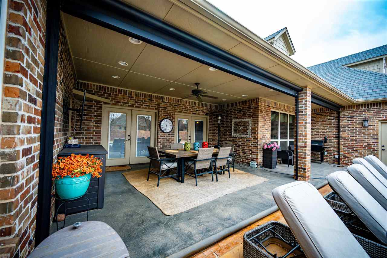 12333 Carriage Way