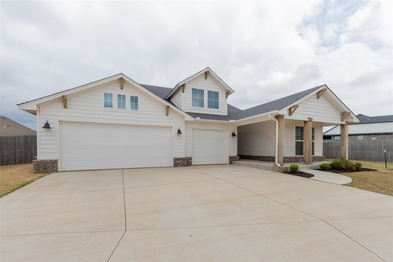 1809 W 25th Court