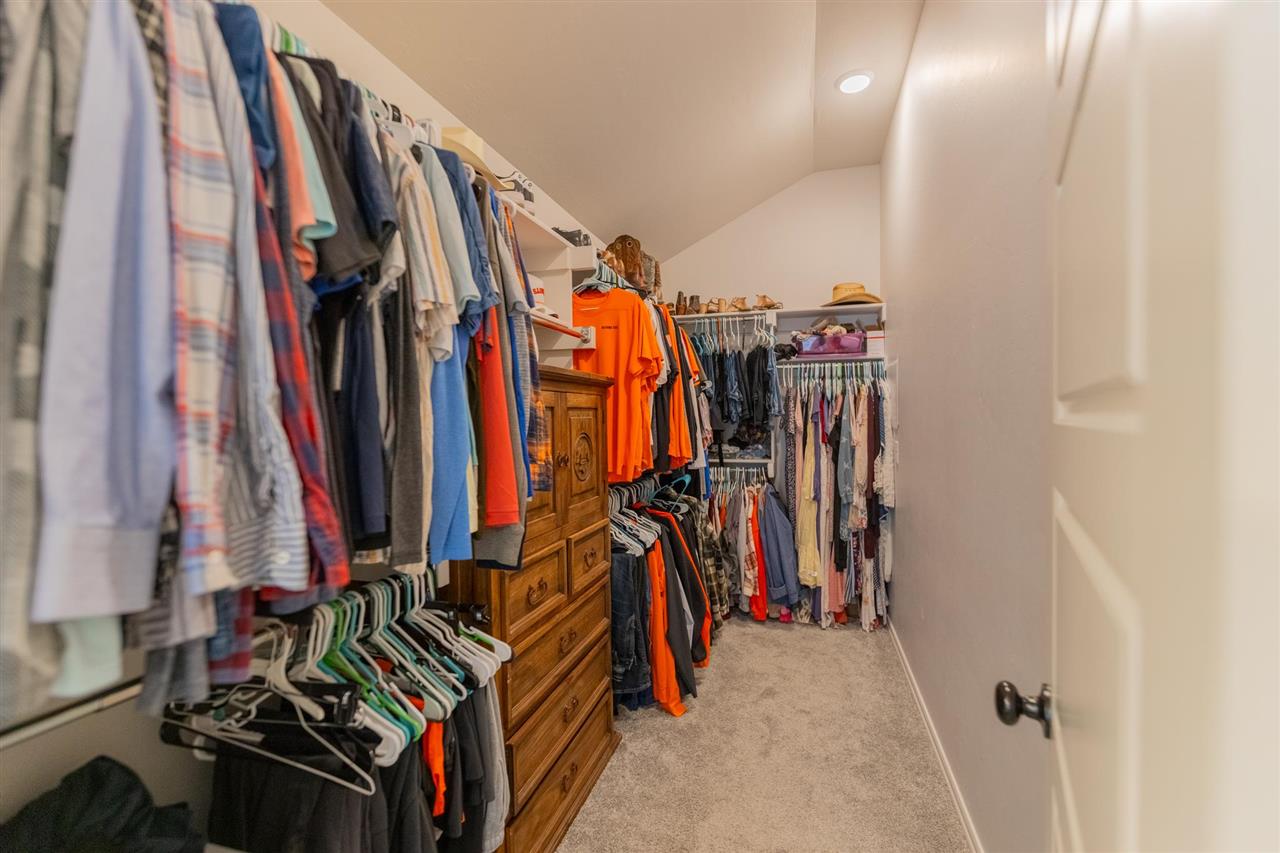 1809 W 25th Court