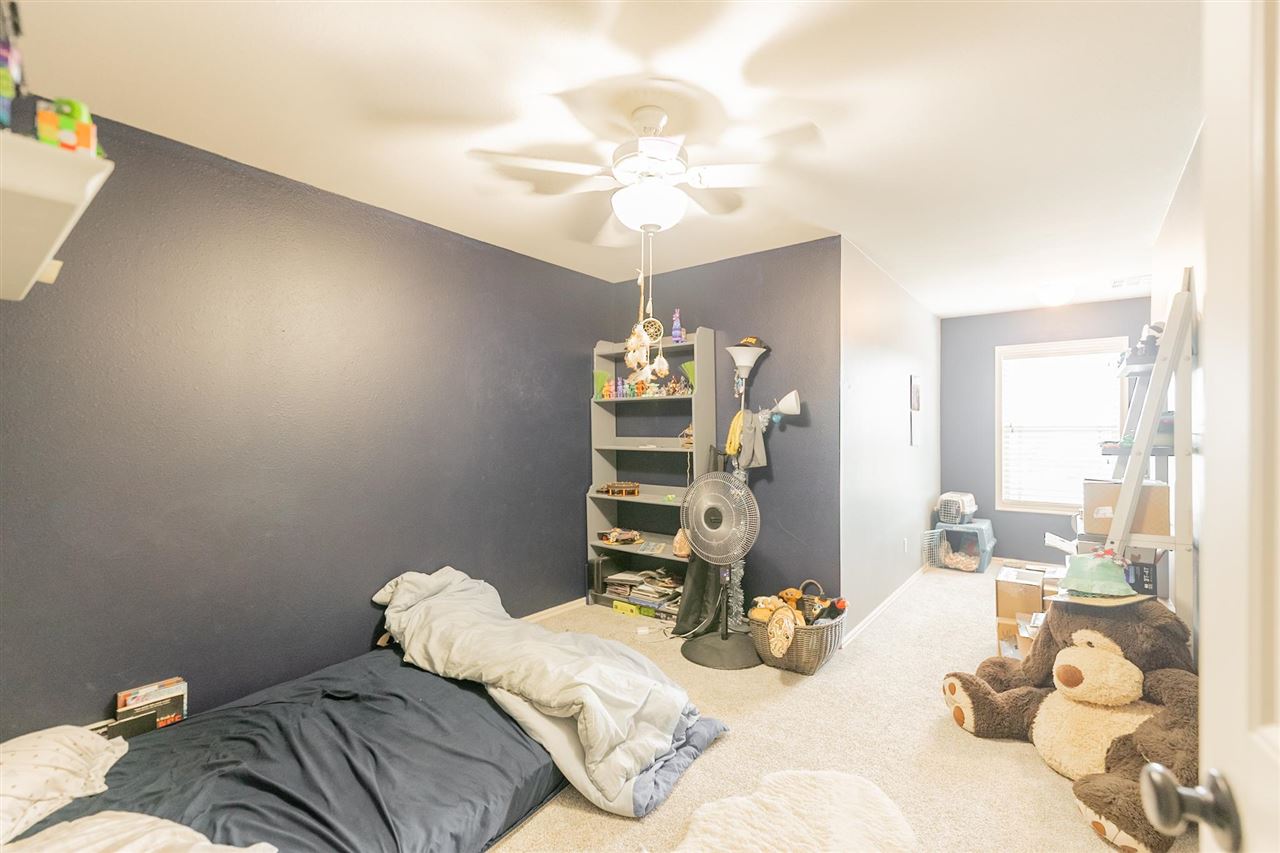 3711 S Fountain View Drive