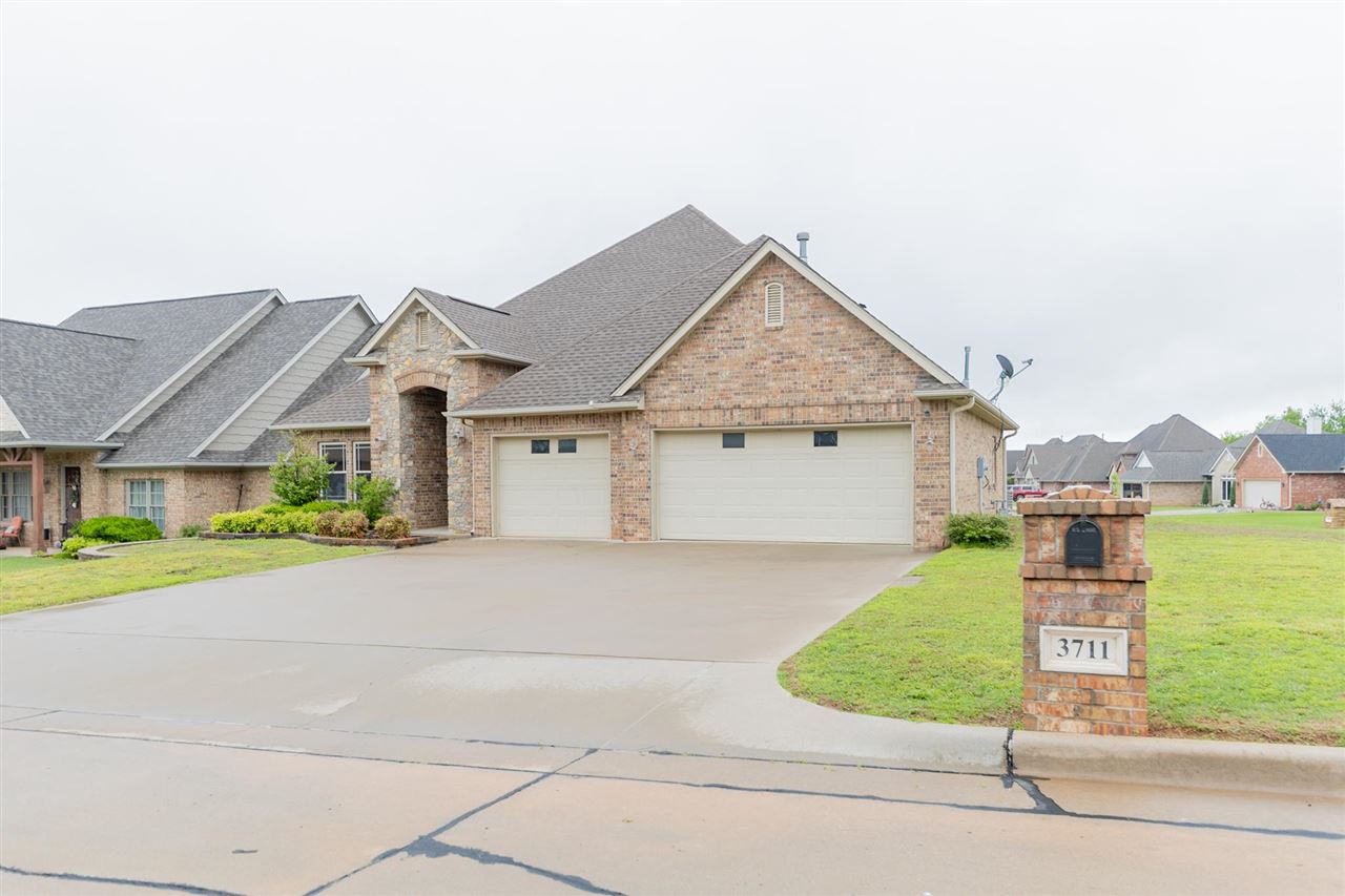 3711 S Fountain View Drive