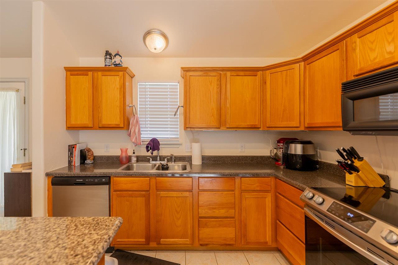 1109 E Reynolds Street