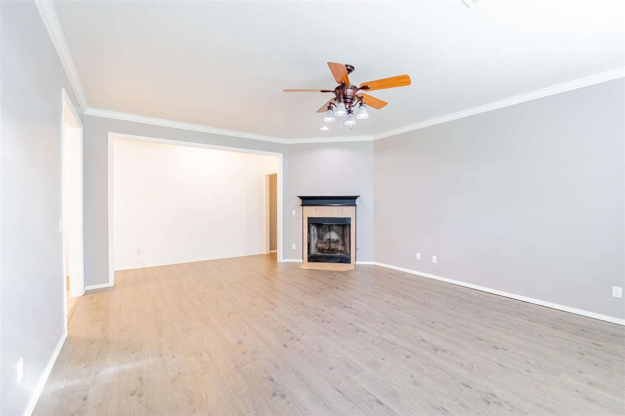 2116 S 22nd Court