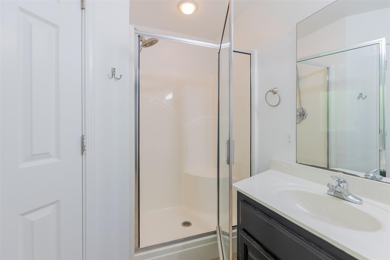 2116 S 22nd Court