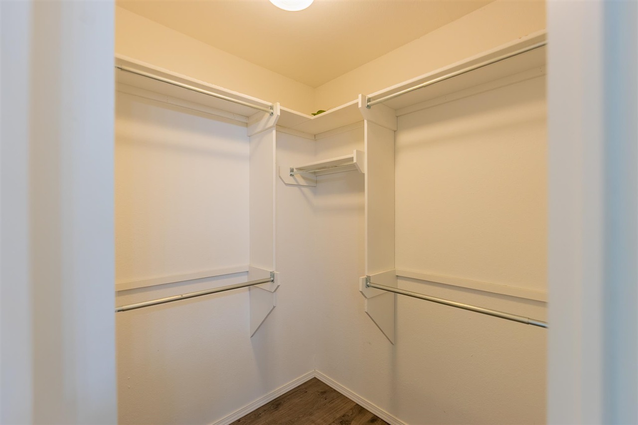 2116 S 22nd Court