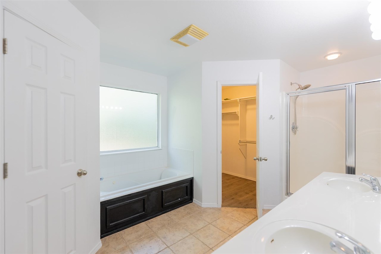 2116 S 22nd Court
