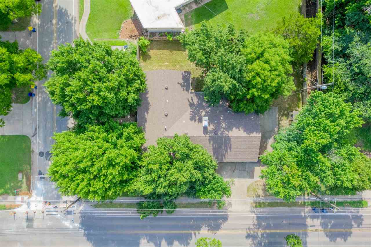 2225 W 9th Avenue