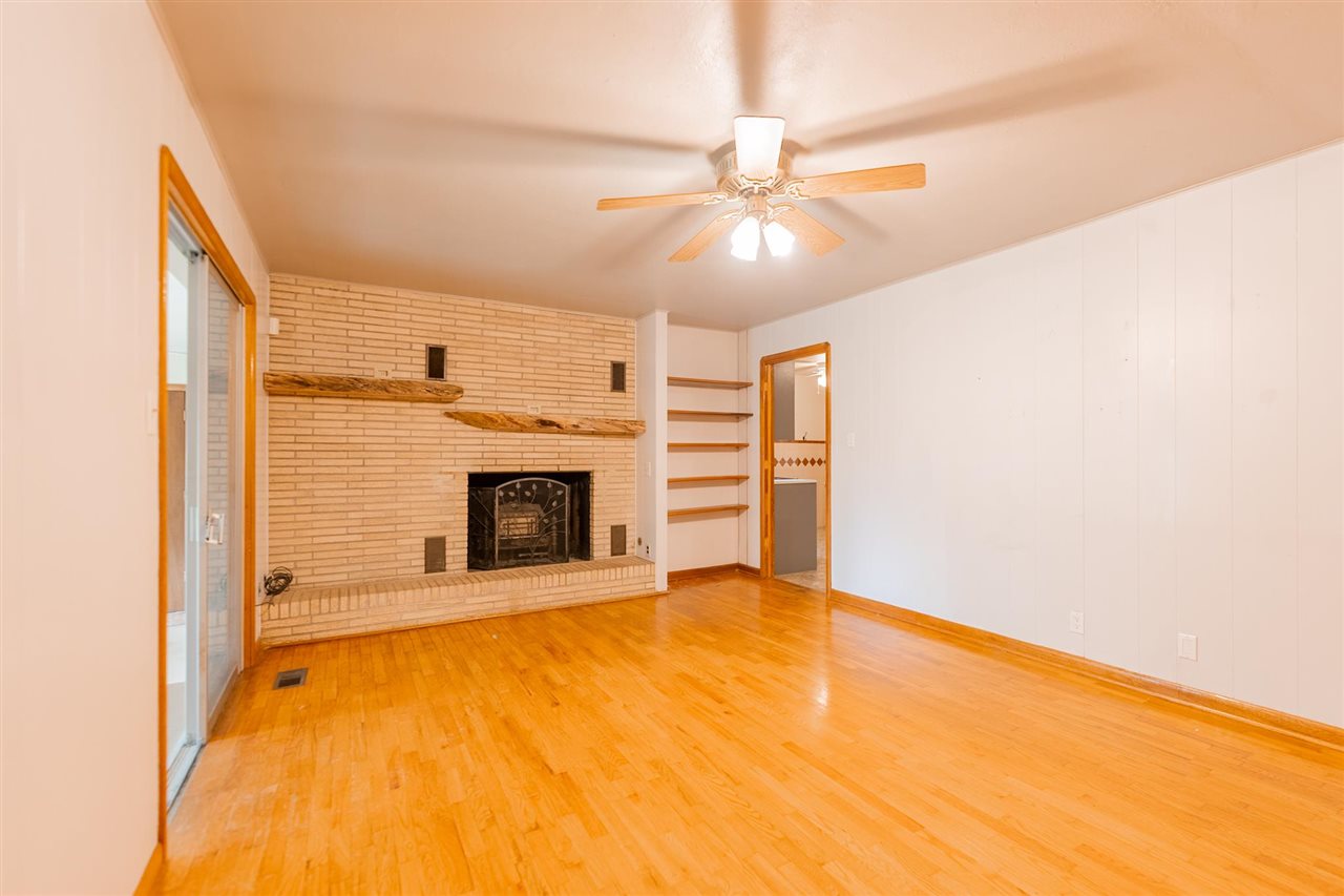 2225 W 9th Avenue