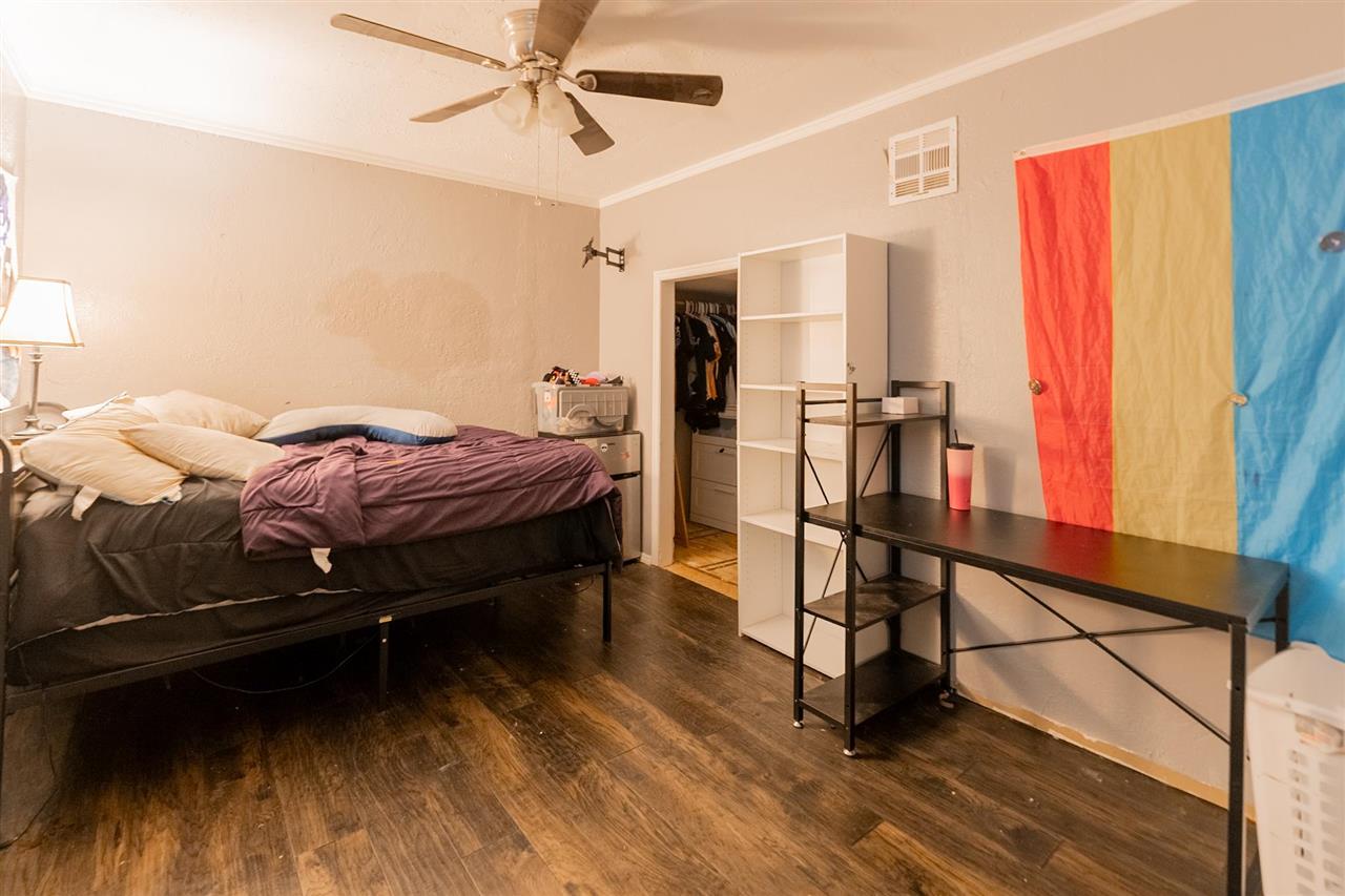 402 NE 7th Street
