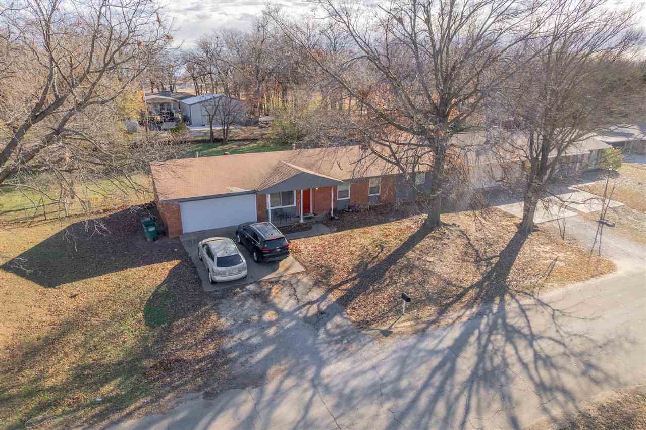 402 NE 7th Street