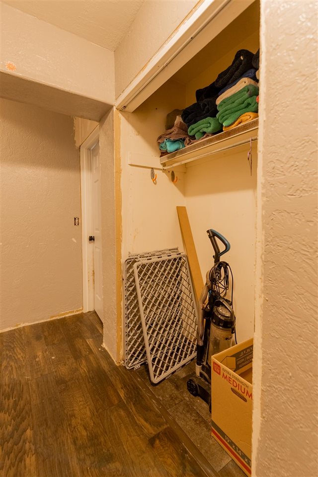 402 NE 7th Street