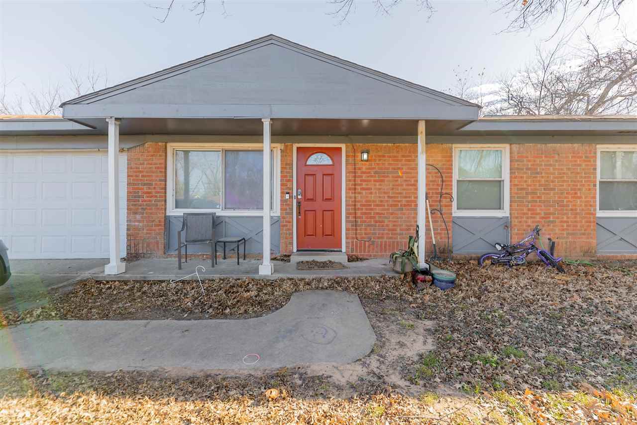 402 NE 7th Street