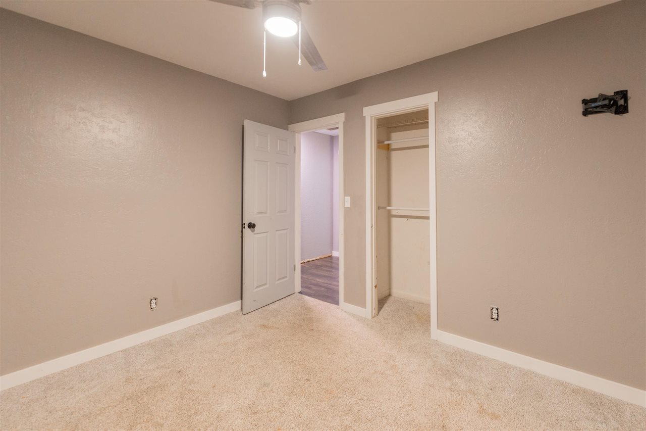 402 NE 7th Street