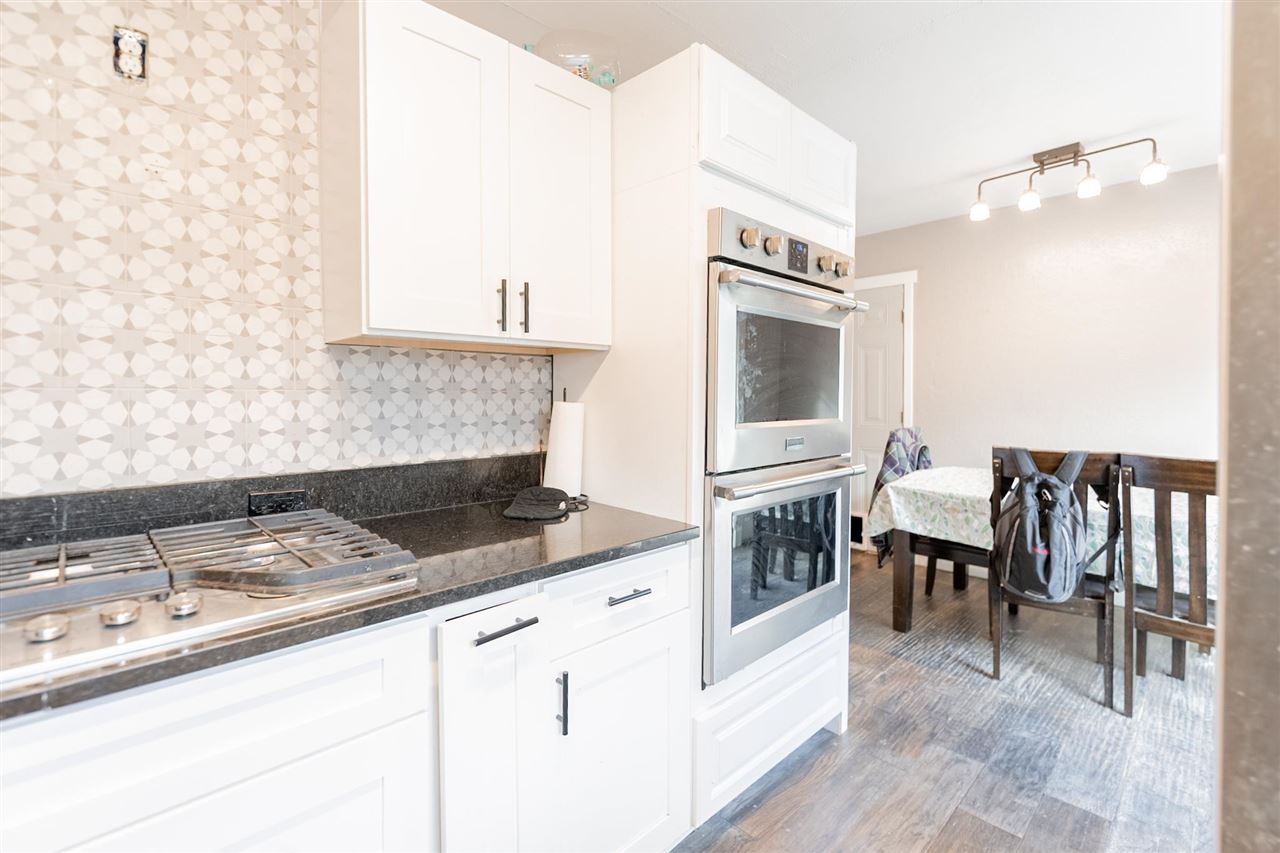 402 NE 7th Street