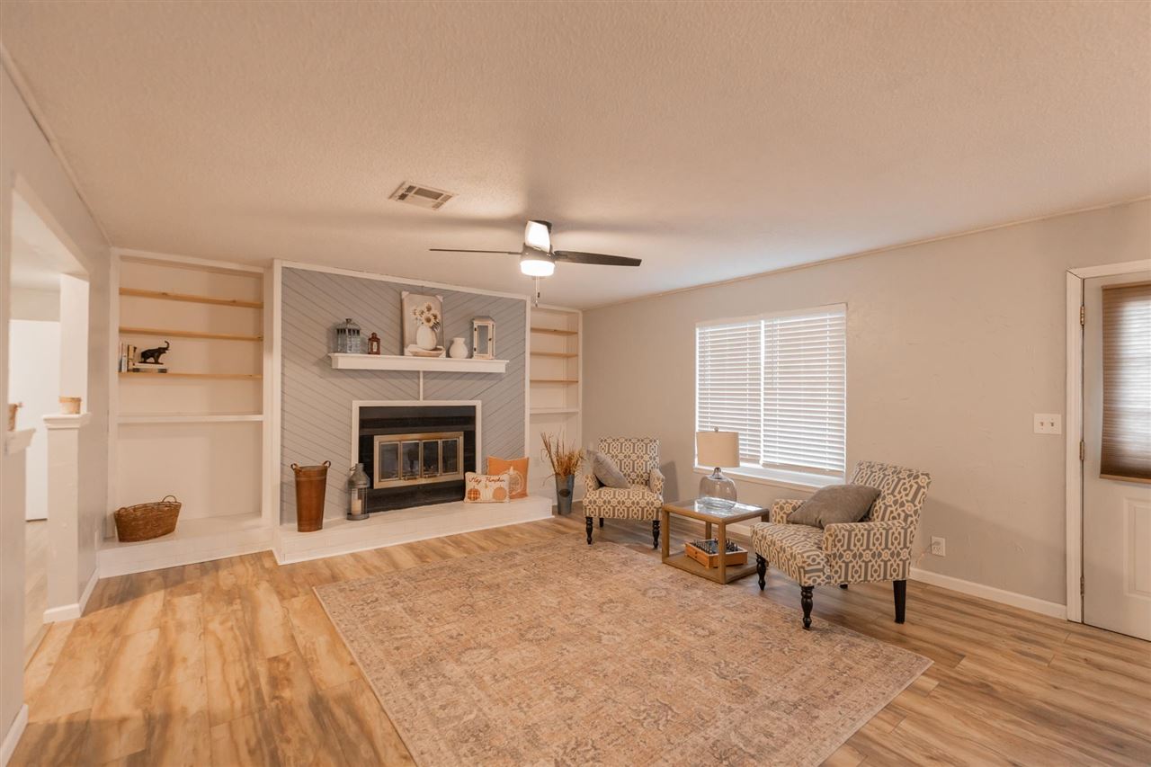 1520 N Denver Court
