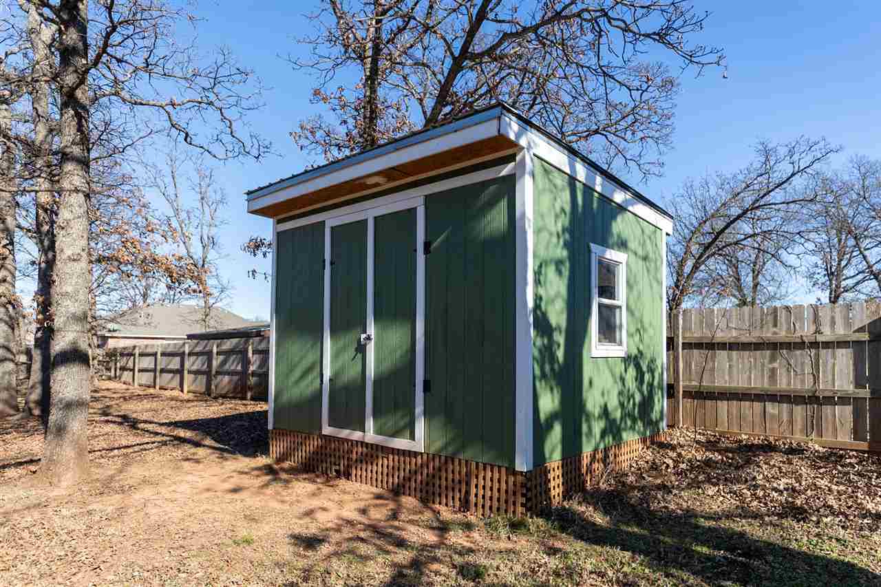 4312 E Zachary Lane
