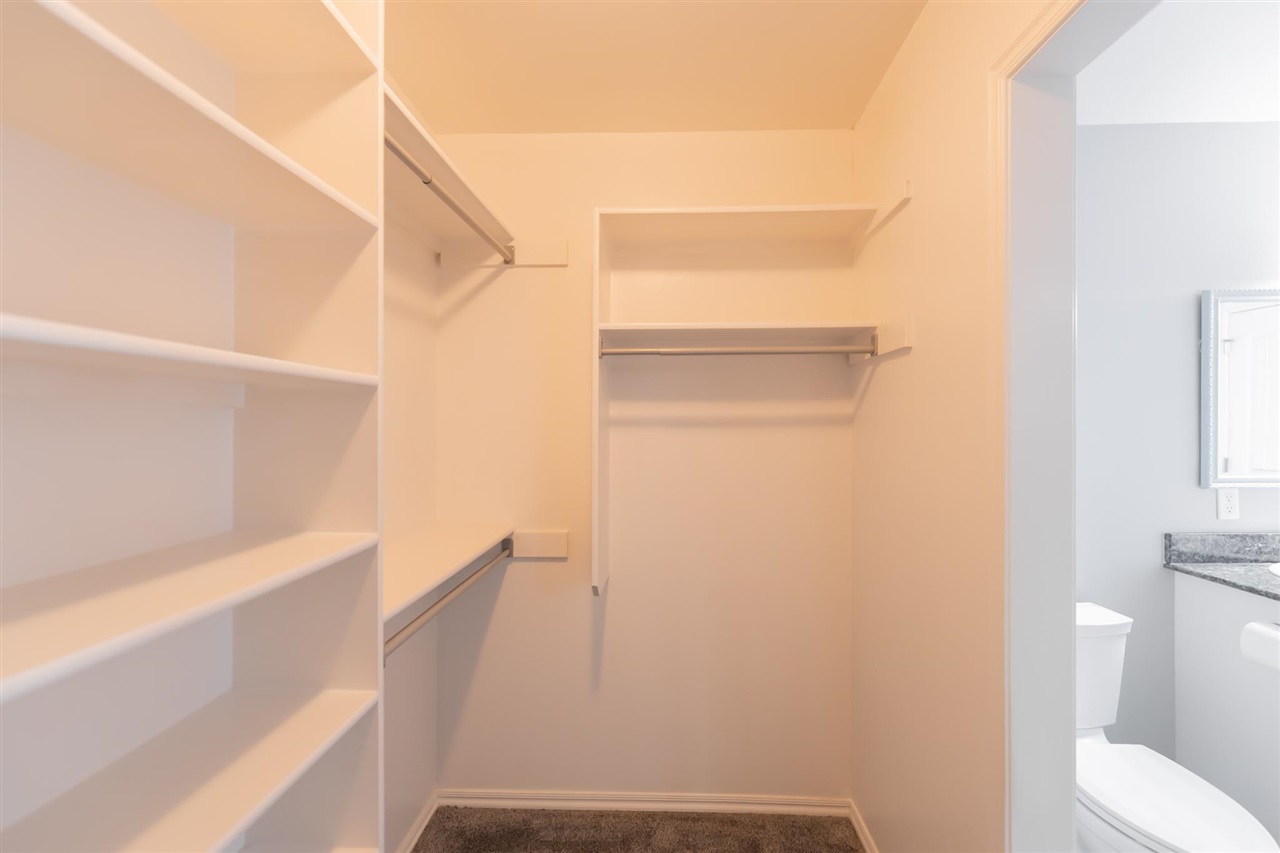 4312 E Zachary Lane