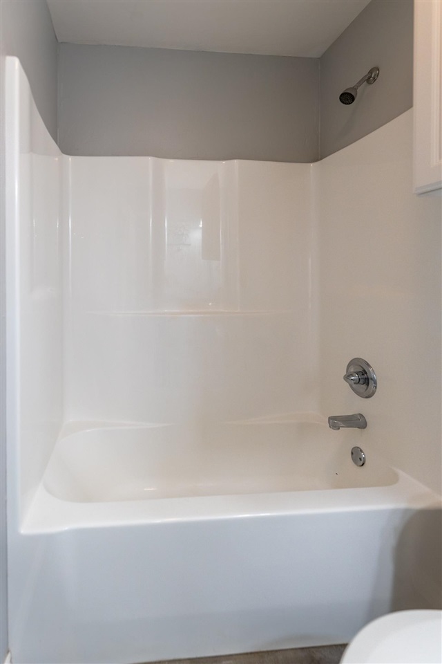 4312 E Zachary Lane