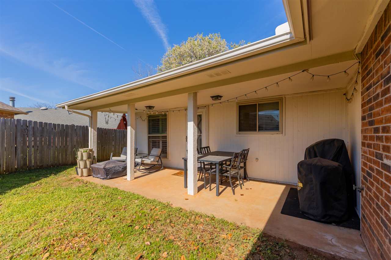 1011 N Sunnybrook Drive