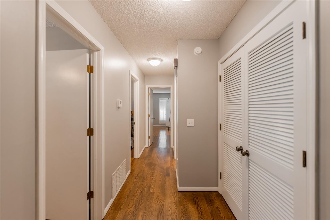 1011 N Sunnybrook Drive