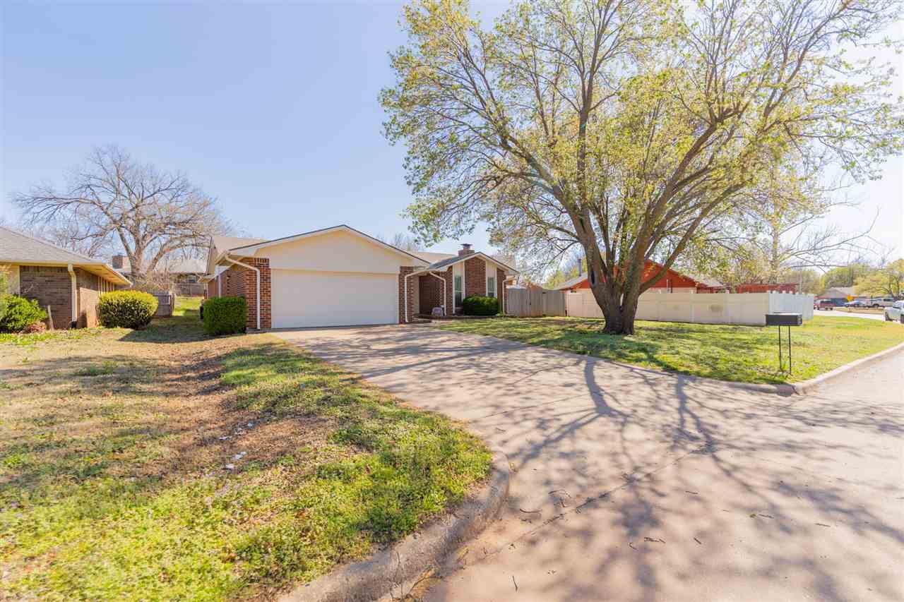 1011 N Sunnybrook Drive