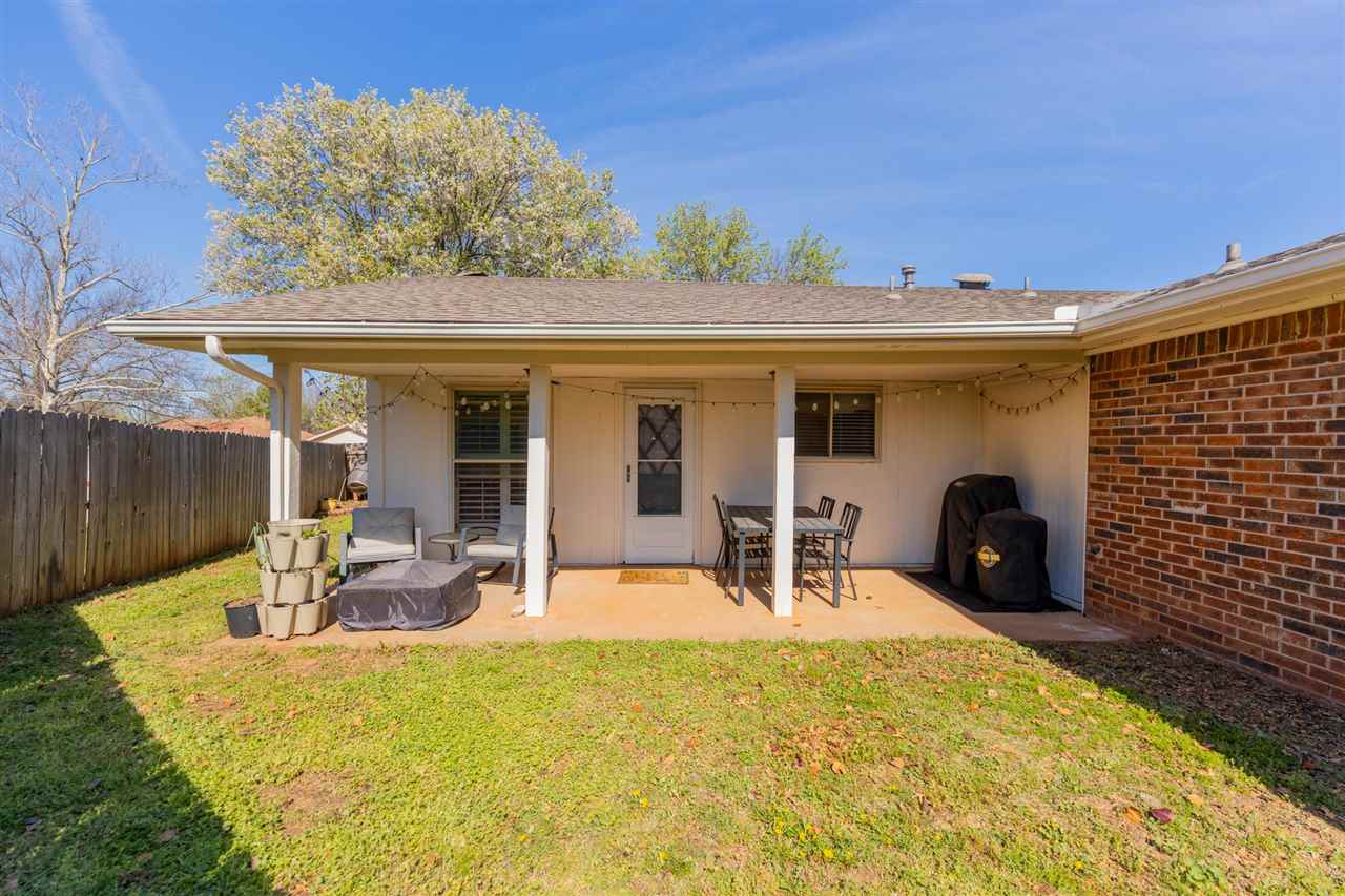 1011 N Sunnybrook Drive
