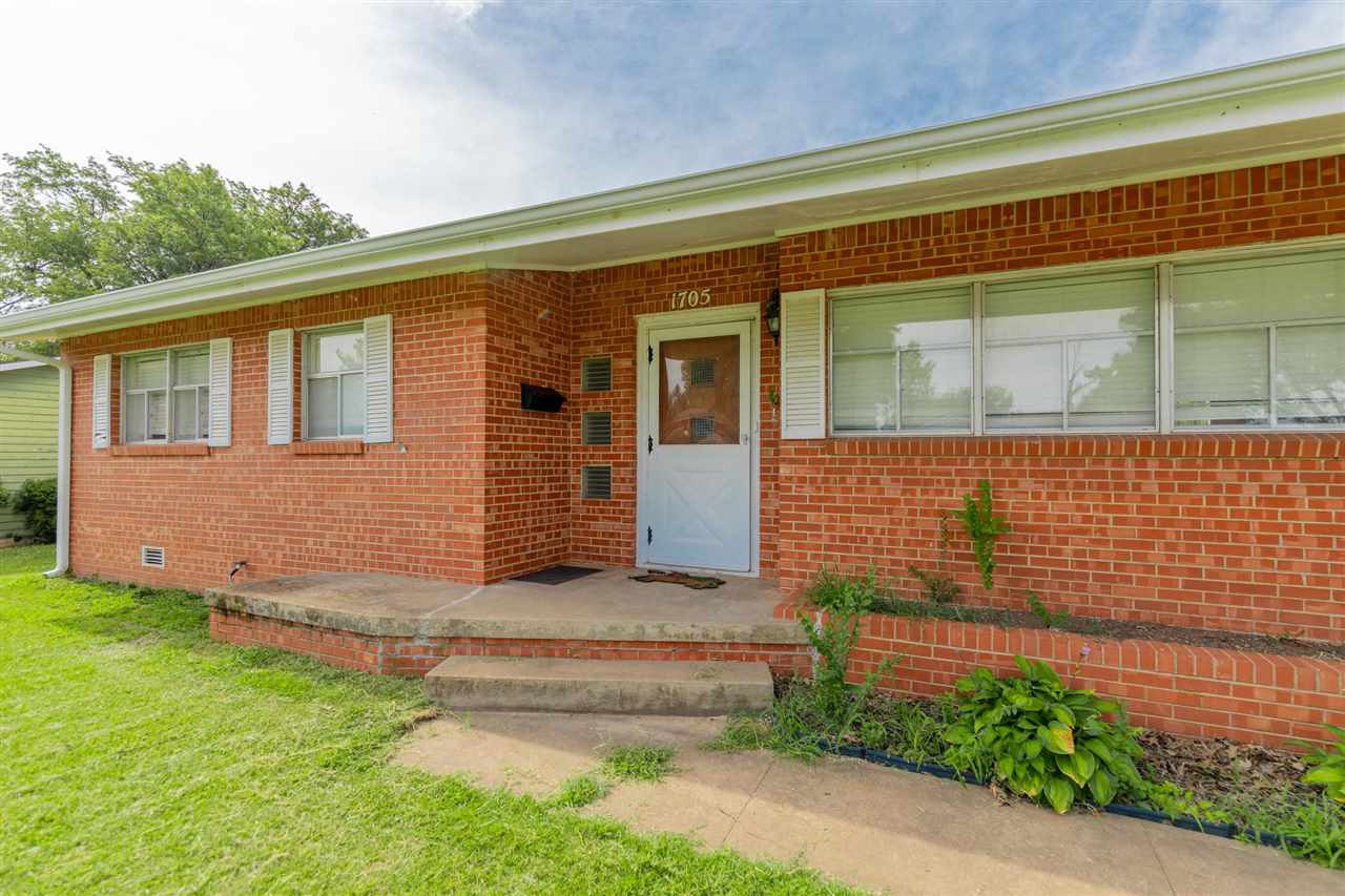 1705 E 3rd
