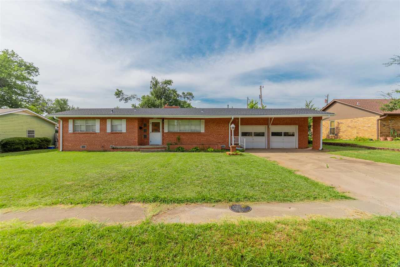 1705 E 3rd