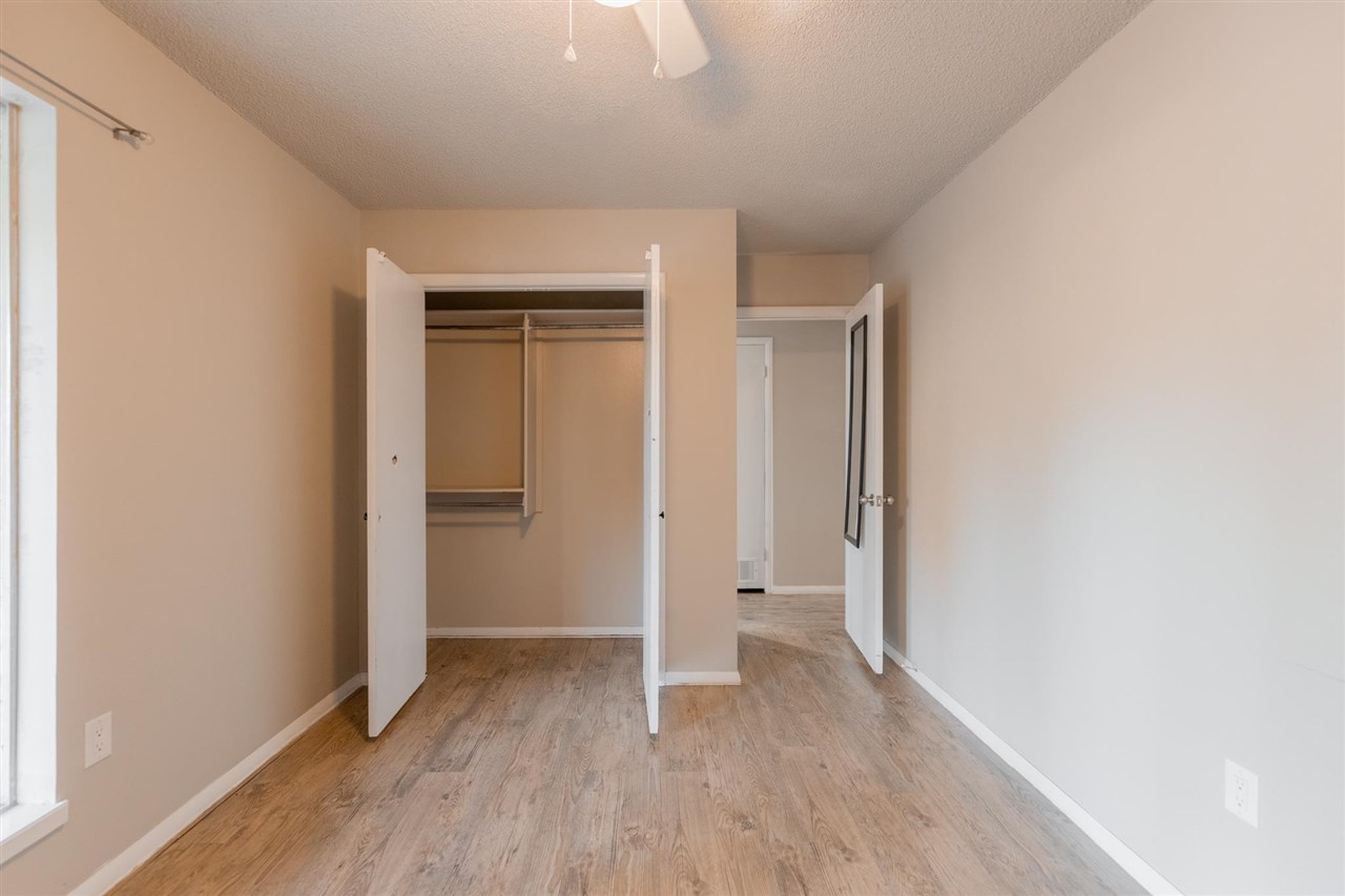 1926 W State Lane Unit: 1928 State Lane