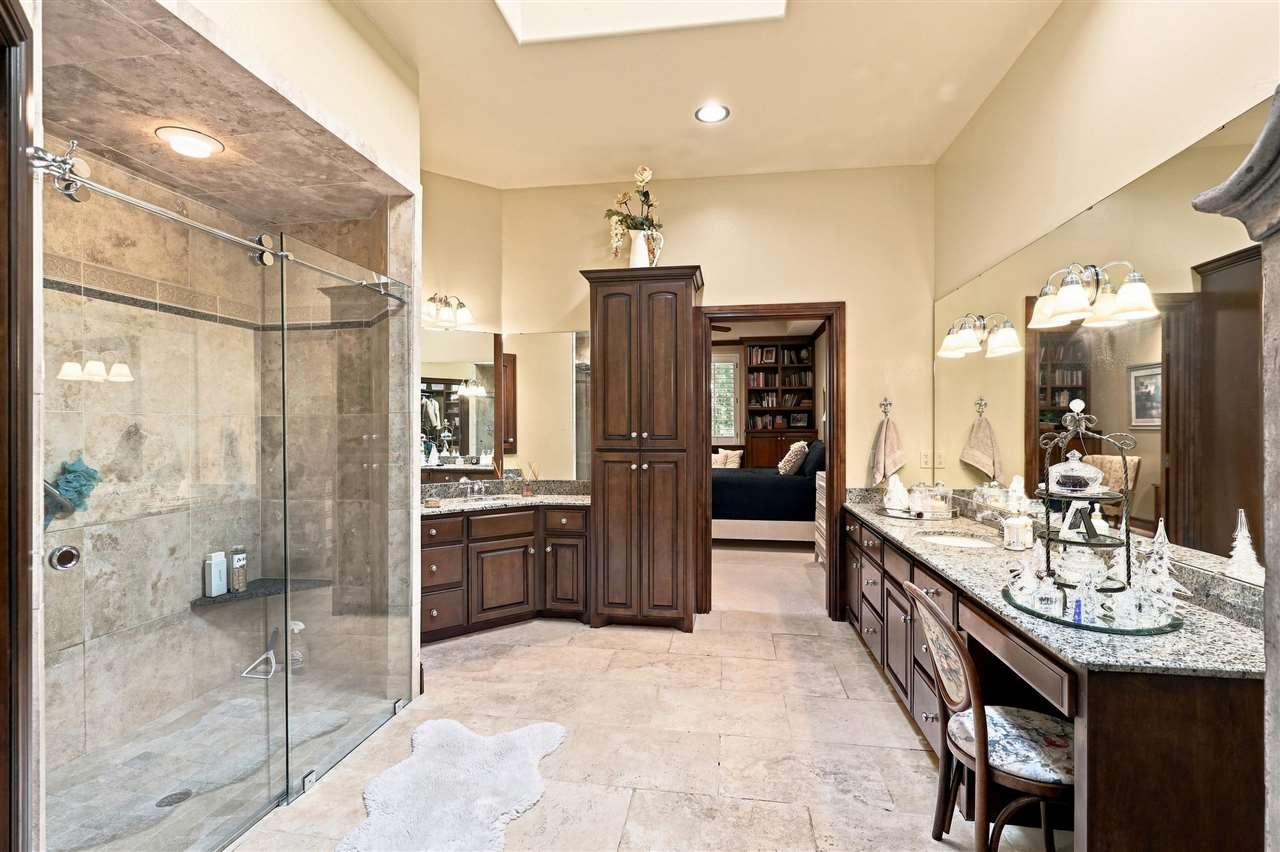 3224 W Charleston Court