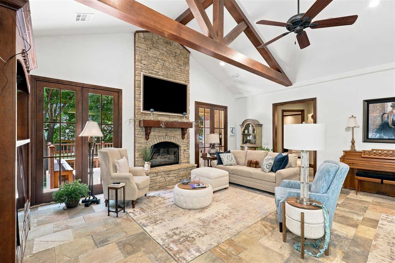3224 W Charleston Court