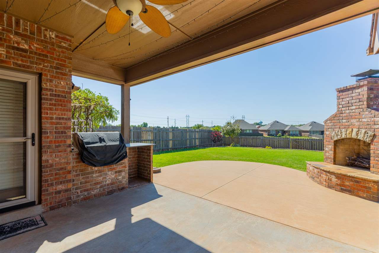 509 E Topaz Avenue