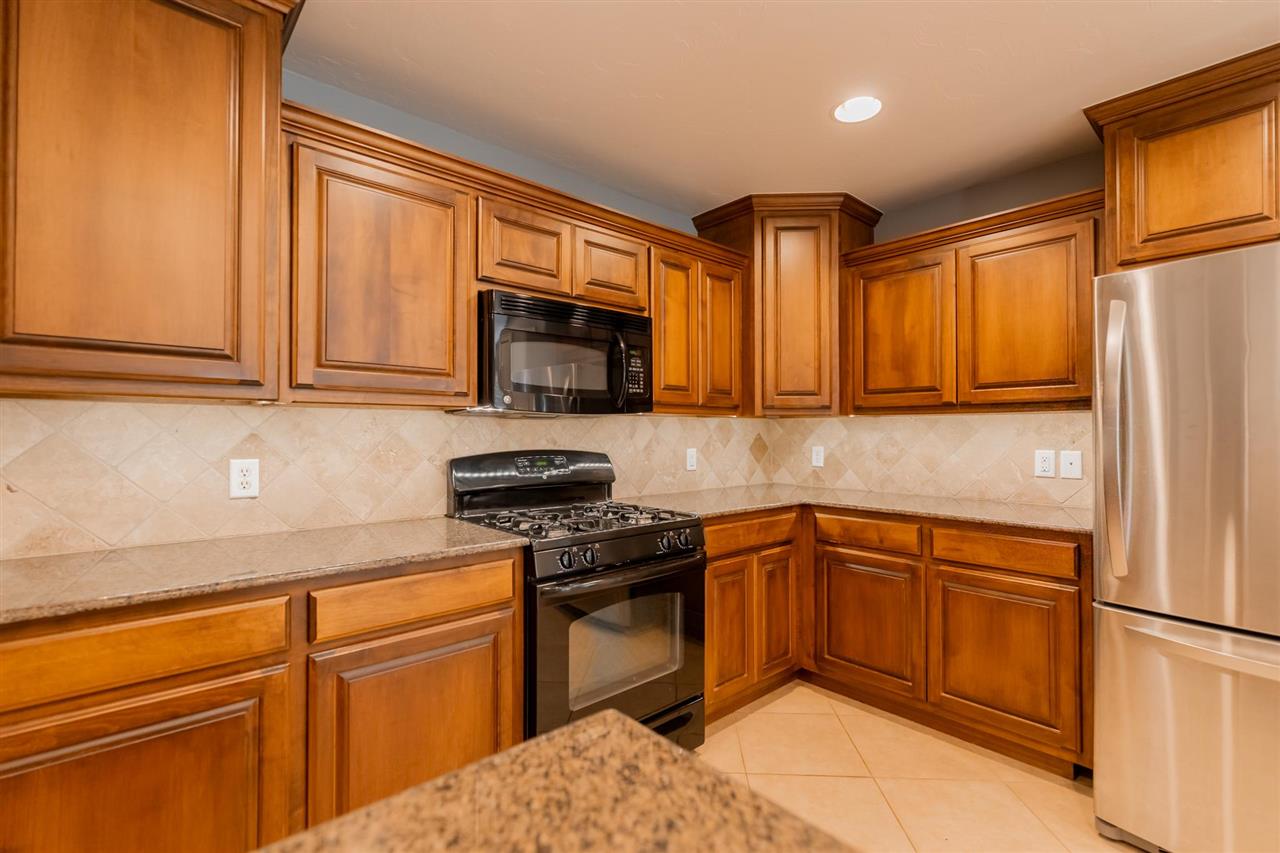 509 E Topaz Avenue