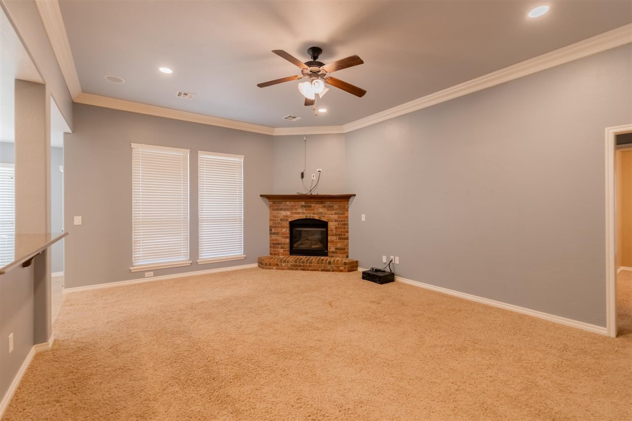 509 E Topaz Avenue