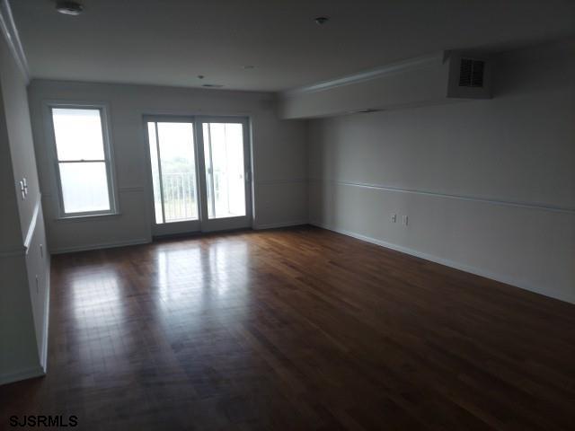2102 Seaboard Cir Unit: 2102