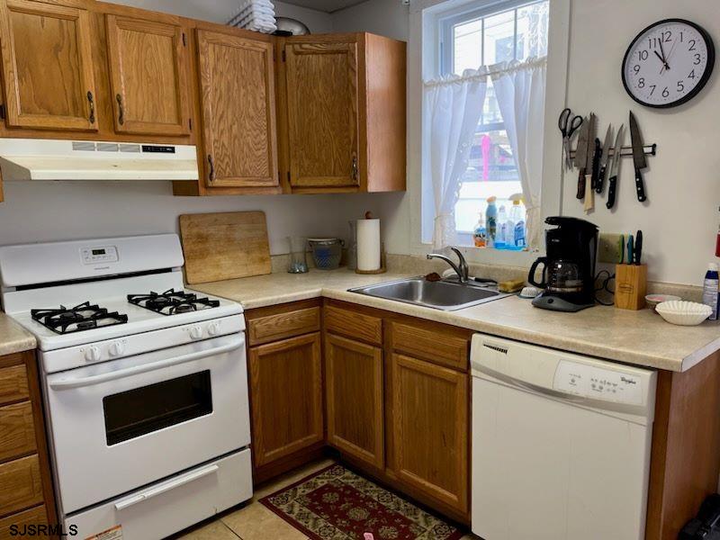 54 N Annapolis Ave