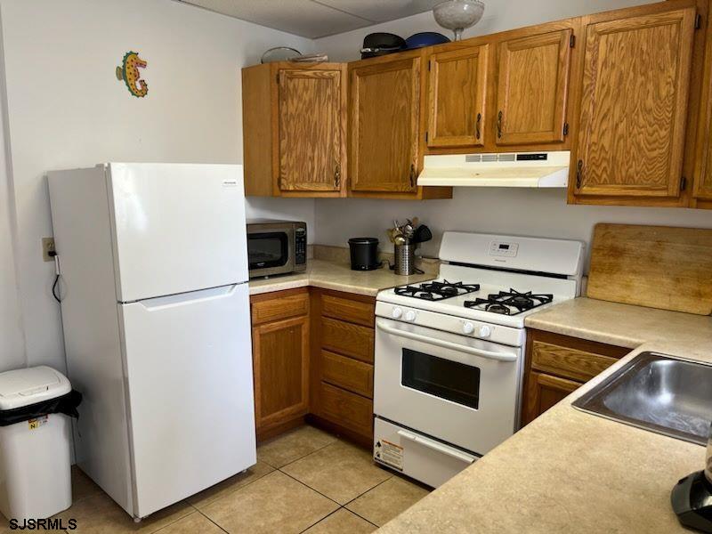54 N Annapolis Ave