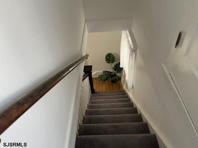 54 N Annapolis Ave