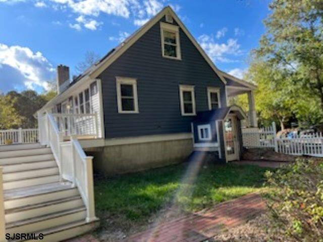 308 Pine Ave