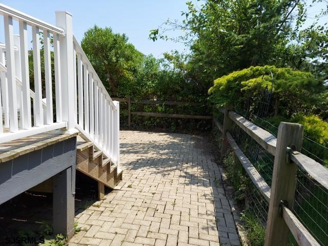 6 Hutchison Pl
