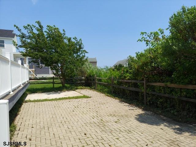 6 Hutchison Pl