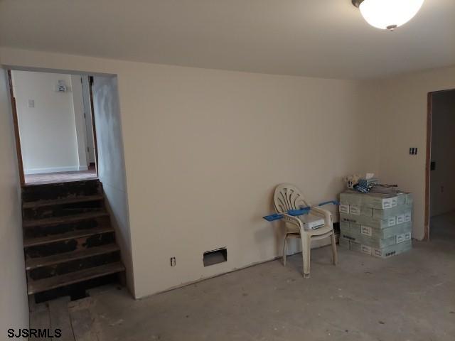 219 Oakbourn Ave