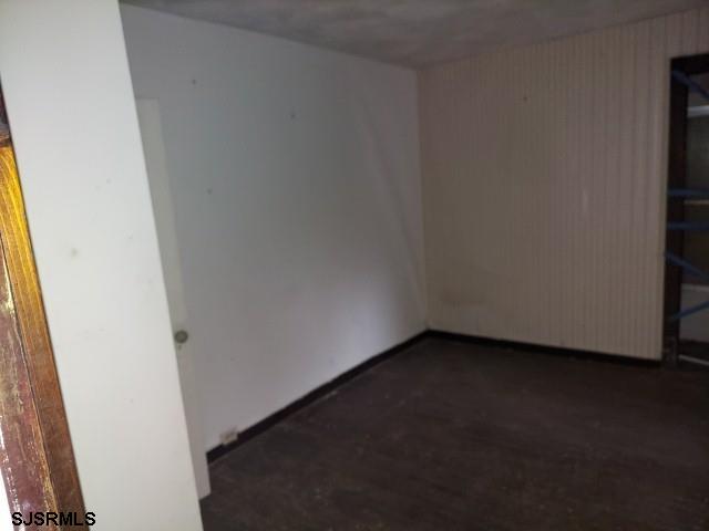 3040 Fernwood Ave