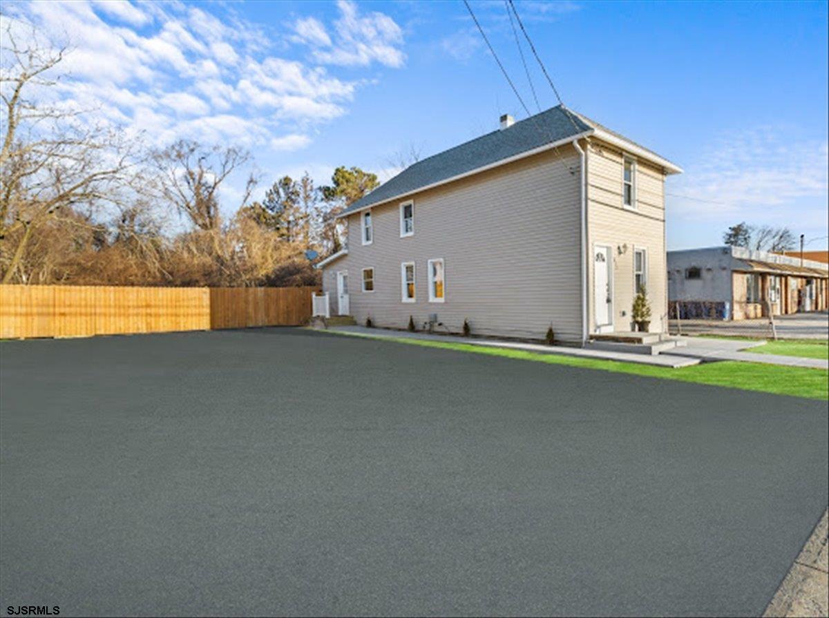 613 S New Rd Road