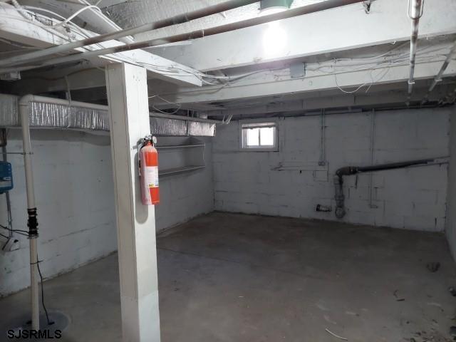 46 E Greenfield Ave