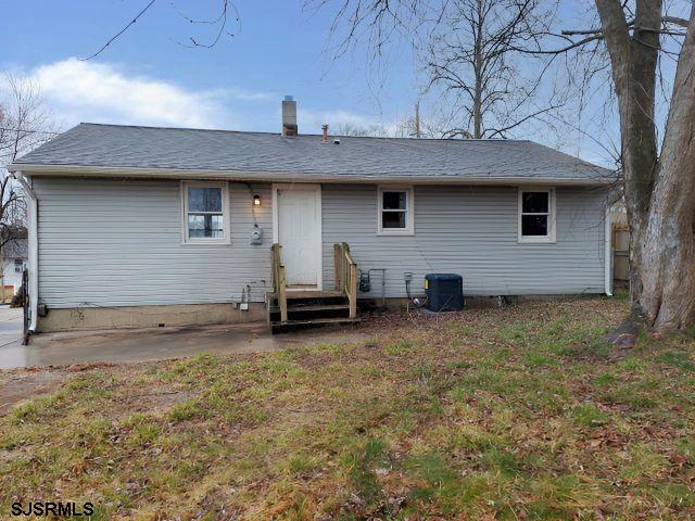 406 Larchmont Dr