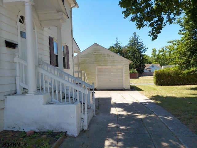 23 E Van Mar Ave