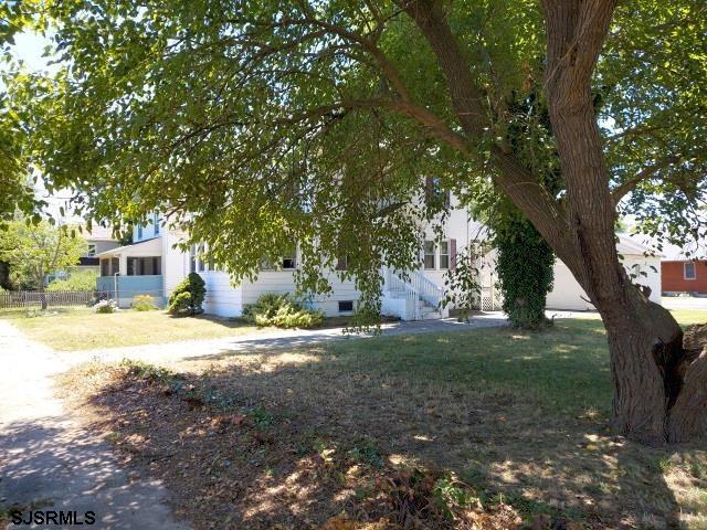23 E Van Mar Ave