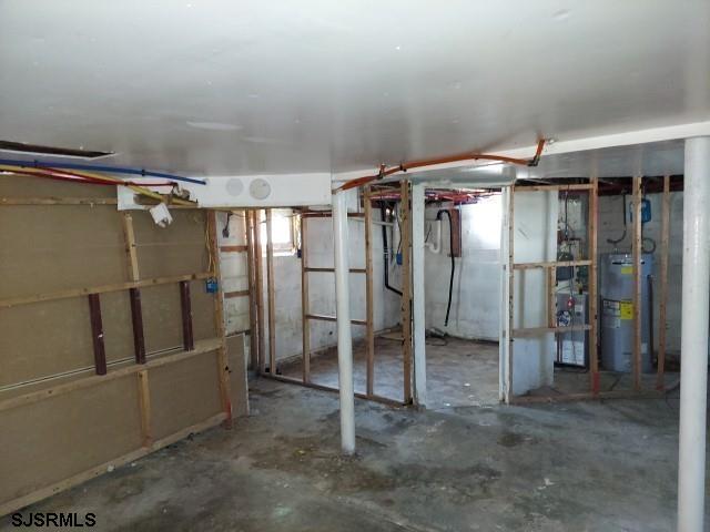 23 E Van Mar Ave